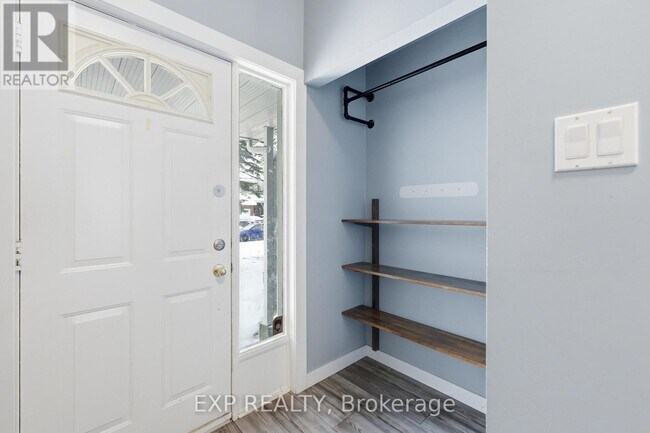 Photo du bâtiment - 1469 Briarfield Crescent