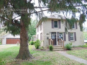 Building Photo - 1429 Dousman St