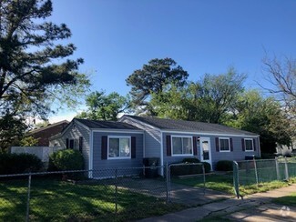 Building Photo - 3823 Bluestone Ave