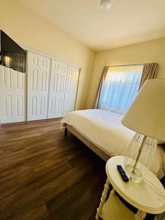 Foto del edificio - 314 N 6th St