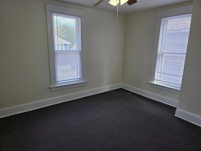 Foto del edificio - 3 Bedroom, 2 Bathroom House