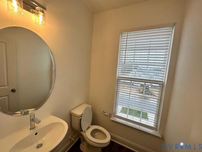 Foto del edificio - 7117 Leire Ln