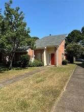 Building Photo - 5967 Carmel Dr