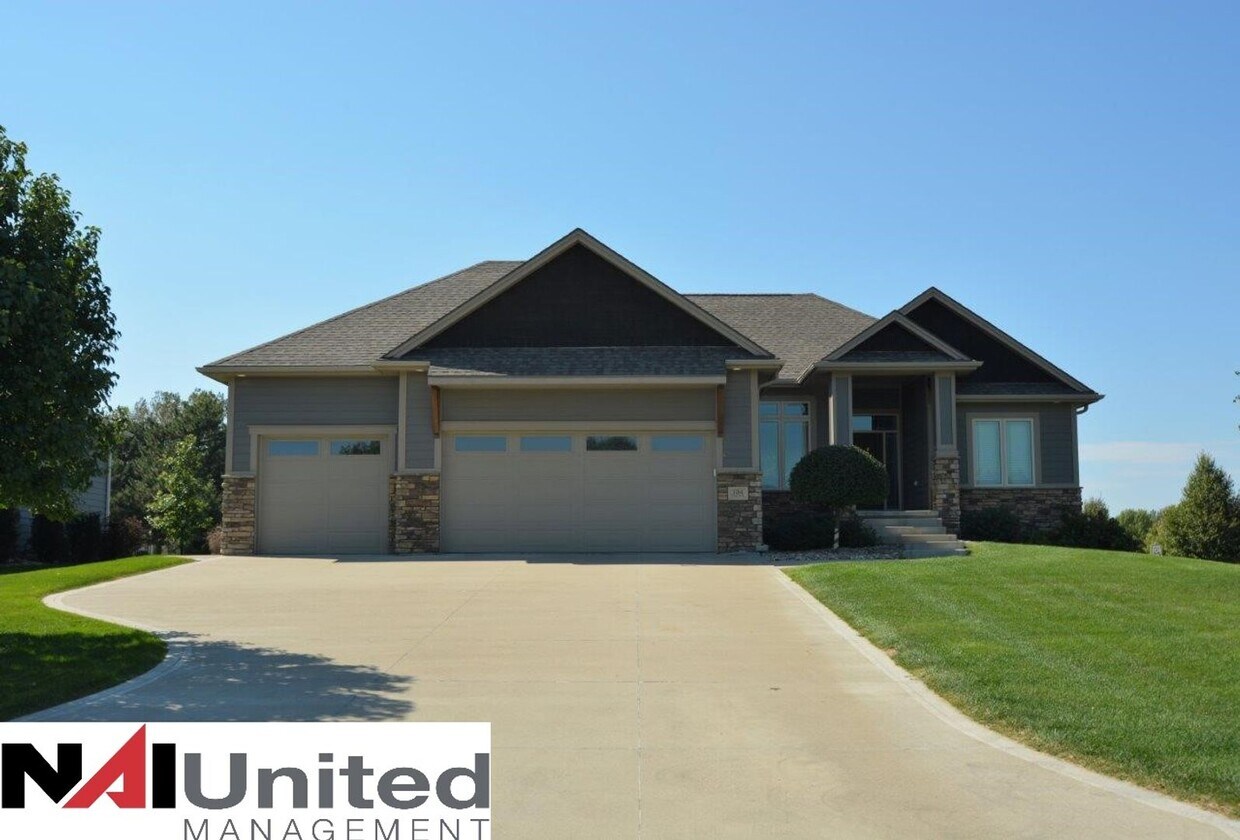 Primary Photo - Three bedroom, Three bathroom home for rent