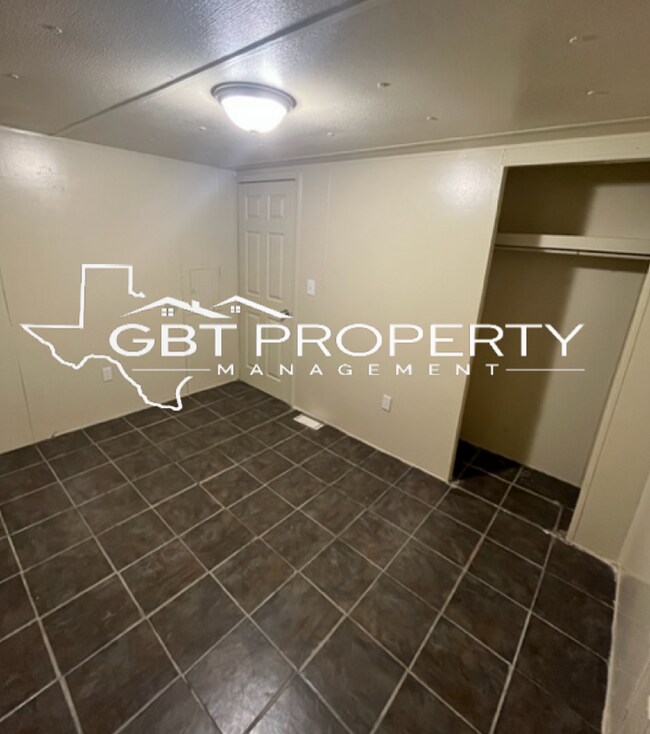 Building Photo - 3 Bedroom 1 Bathroom Home in the Country!