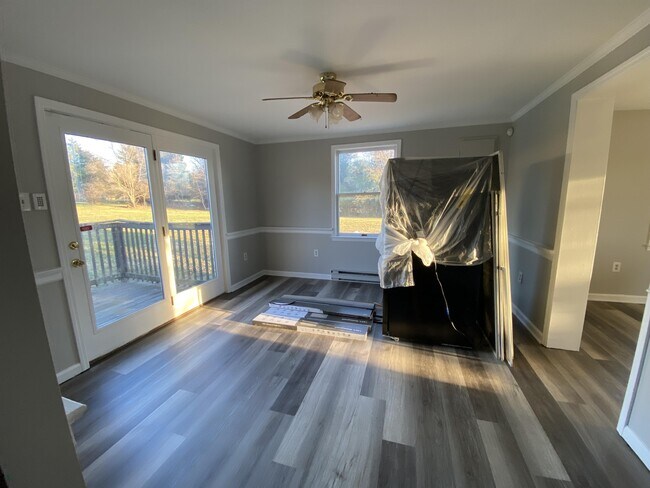 Foto del edificio - 26 Cedar Grove Ln