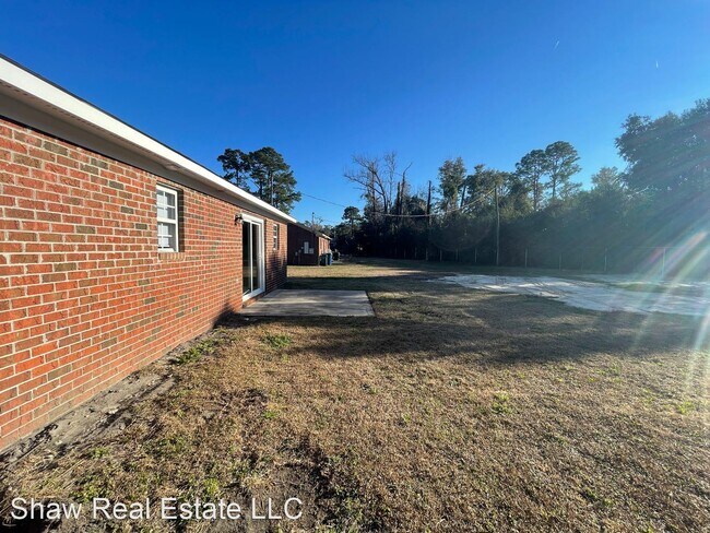 Building Photo - 3 br, 2 bath House - 4917 Rainbow Circle