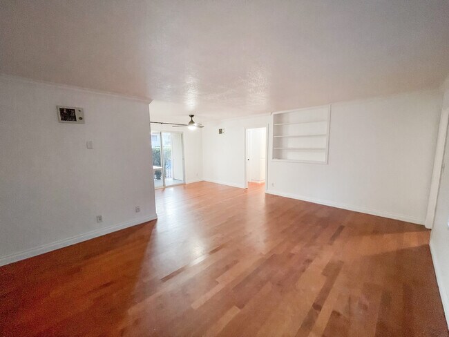 Foto del edificio - 4800 Williamsburg Ln