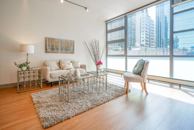 Foto del edificio - Beautiful 1 Bed 1 Bath in Denny Triangle