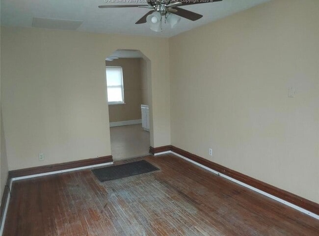 Foto del edificio - 1314 Moore Ave