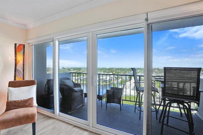 Building Photo - 801 S Federal Hwy