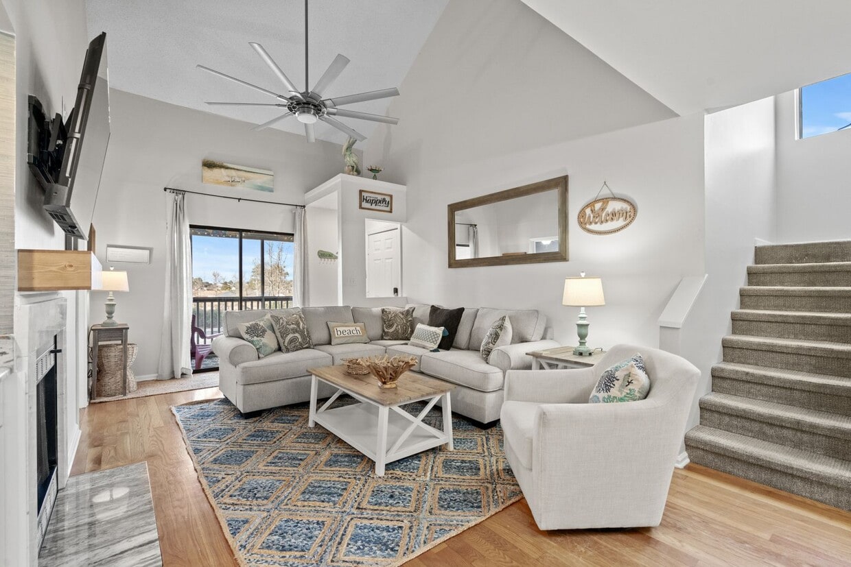 Foto principal - Furnished All-Inclusive 4bed/3bath condo a...