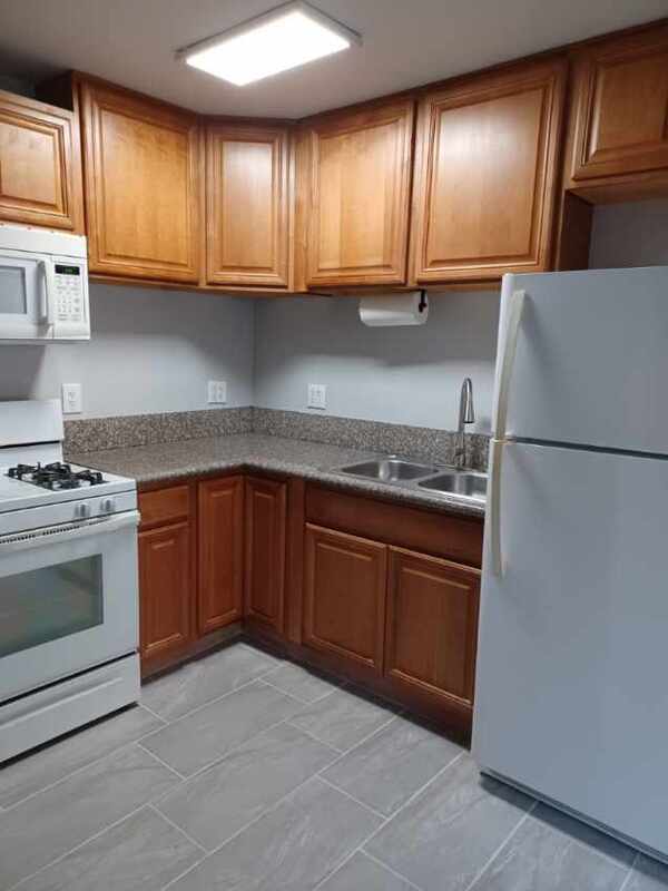 Building Photo - 1440 Lincoln Ave