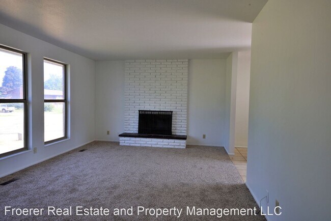 Building Photo - 4 br, 2 bath House - 2618 N 200 E