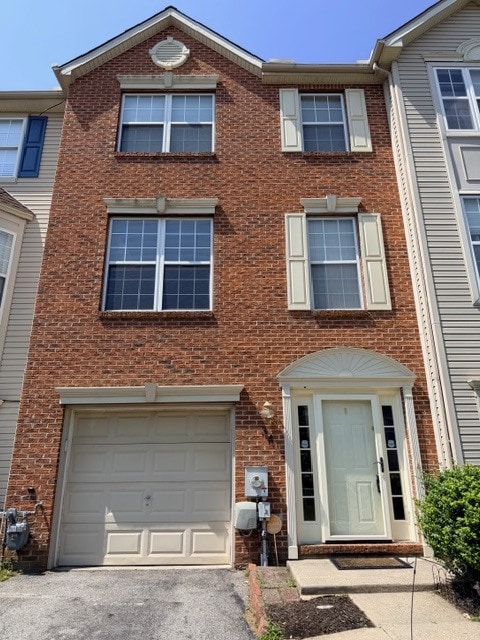 Building Photo - 34 Carrick Ln