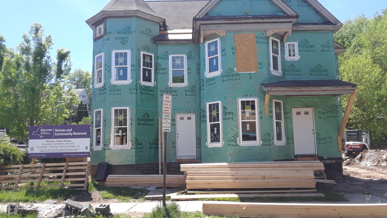 Building Photo - 601 Catherine St