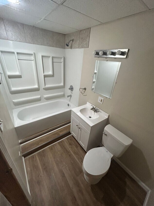 Primary Photo - 1-bedroom apartment in Yorktown $775