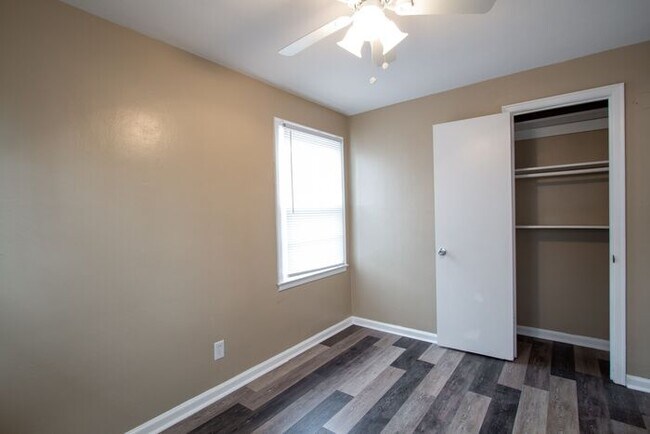 Foto del edificio - 3101 Medford Ave