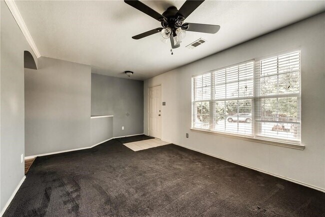 Building Photo - 13265 Fieldstone Rd