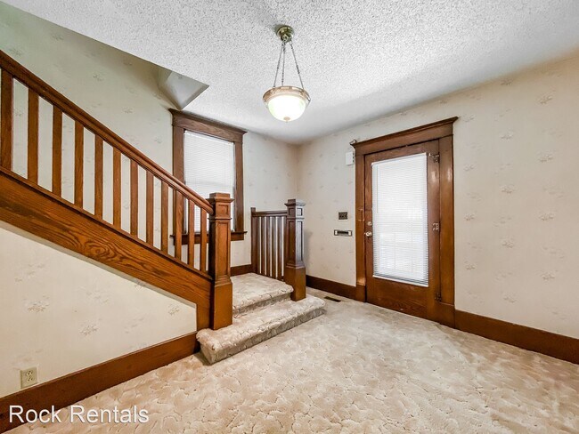 Building Photo - 4 br, 2 bath House - 720 E Ave A