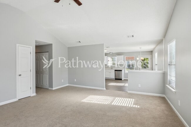 Building Photo - 449 Eagles Nest Way