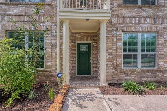 Building Photo - 1618 Savannah Dr