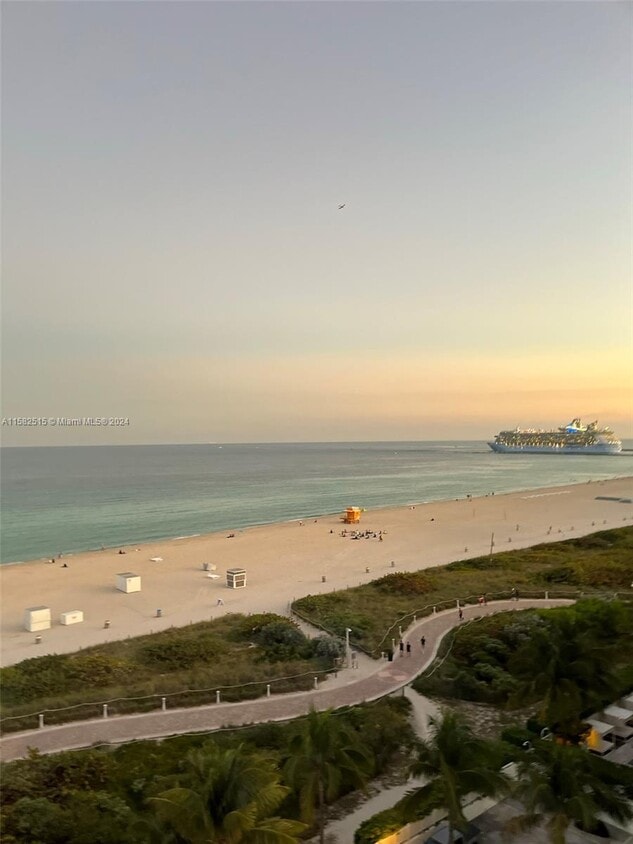 Primary Photo - 345 Ocean Dr