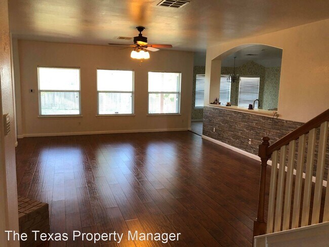 Building Photo - 4 br, 3 bath House - 1106 Drake Cove