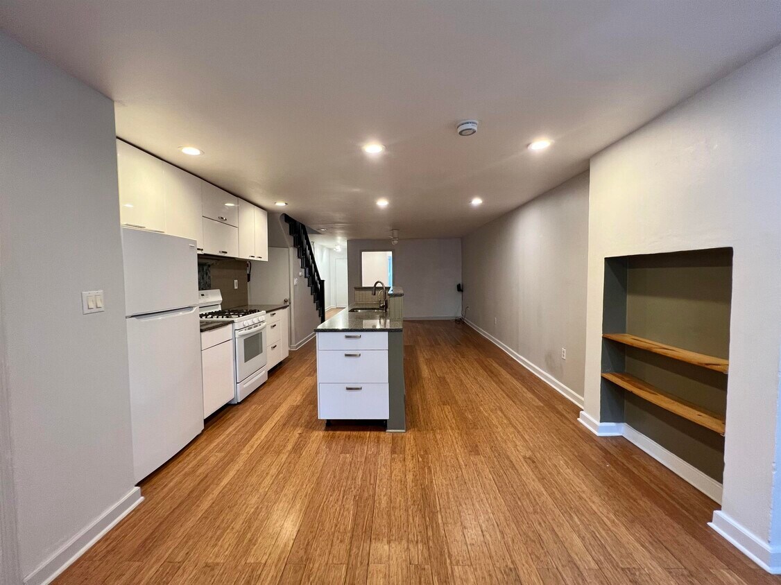 Foto principal - 148 Webster Ave