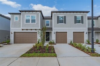 Building Photo - 10834 Fowlers Blf Ct