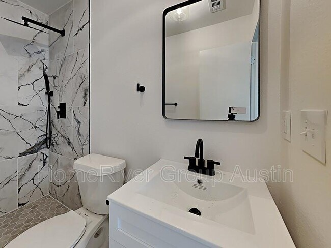 Foto del edificio - 7912 Tisdale Dr