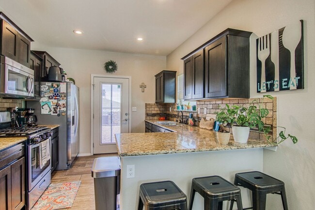 Foto del edificio - Beautiful Modern & Contemporary House 3 beds-2 baths in 79932