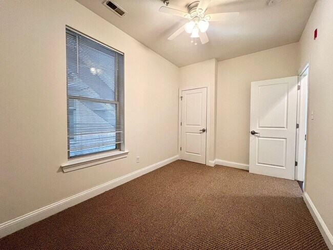 Foto del edificio - 1806 N 16th St