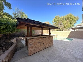 Building Photo - 10985 Fintry Hills St