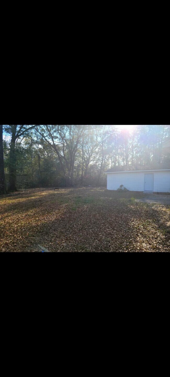 Foto del edificio - 6519 Robie Rd