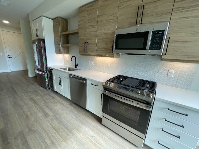 Foto del edificio - 1700 N Marion St