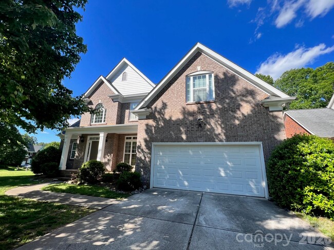 Foto del edificio - 353 E Waterlynn Rd