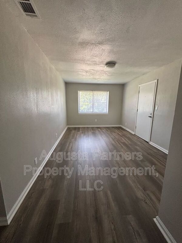 Foto del edificio - 110 3rd St