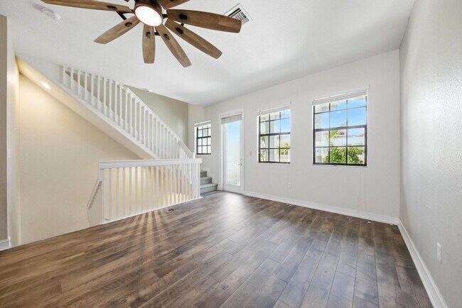 Foto del edificio - 11514 SW 13th Ct