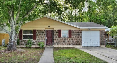 Building Photo - 7635 McCowan Dr