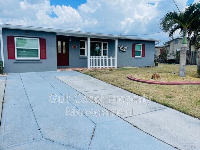 Building Photo - 631 Palmetto Dr