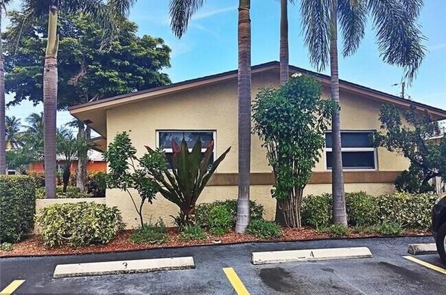 Foto del edificio - 408 NE 12th Ave