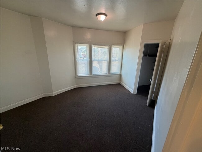 Building Photo - 15300 Waterloo Rd