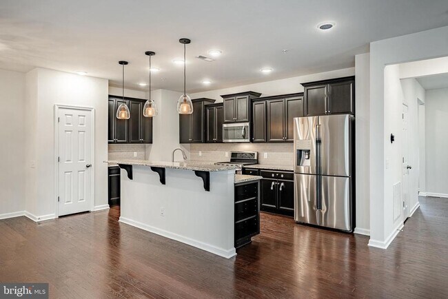 Foto del edificio - 720 Sun Valley Ct