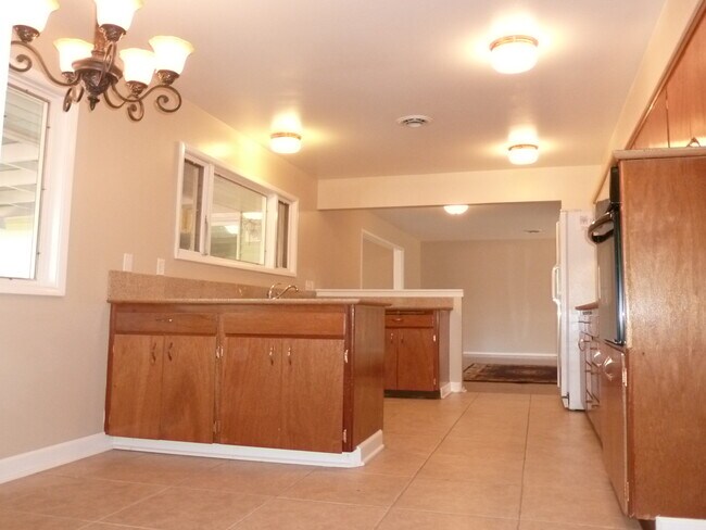 Foto del edificio - 4047 S Madelia St