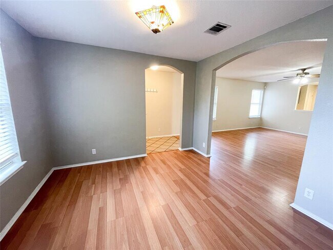 Foto del edificio - 9012 Frock Ct