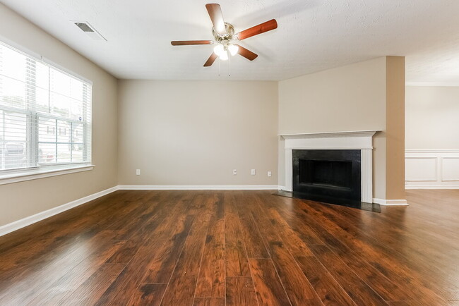 Foto del edificio - 6432 E Meyer Dr