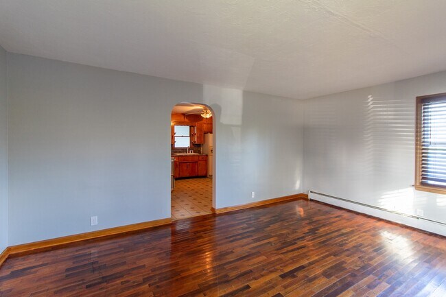 Building Photo - 2510 W 38th St