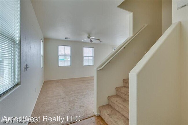 Foto del edificio - 3 br, 2.5 bath House - 6134 Pine Villa ave