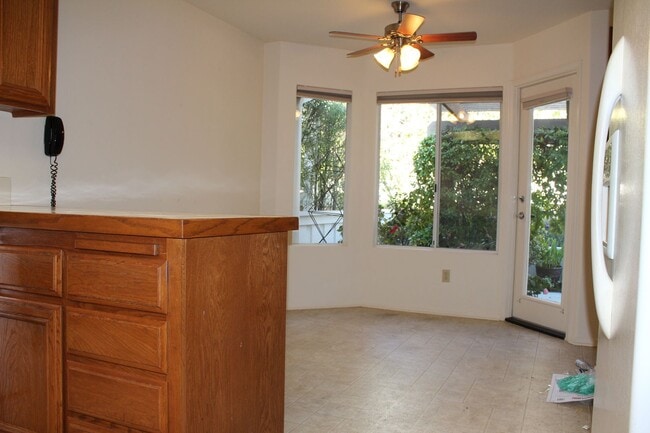 Building Photo - 2bd/2bth Ocean Hills 55+ Single Level home!